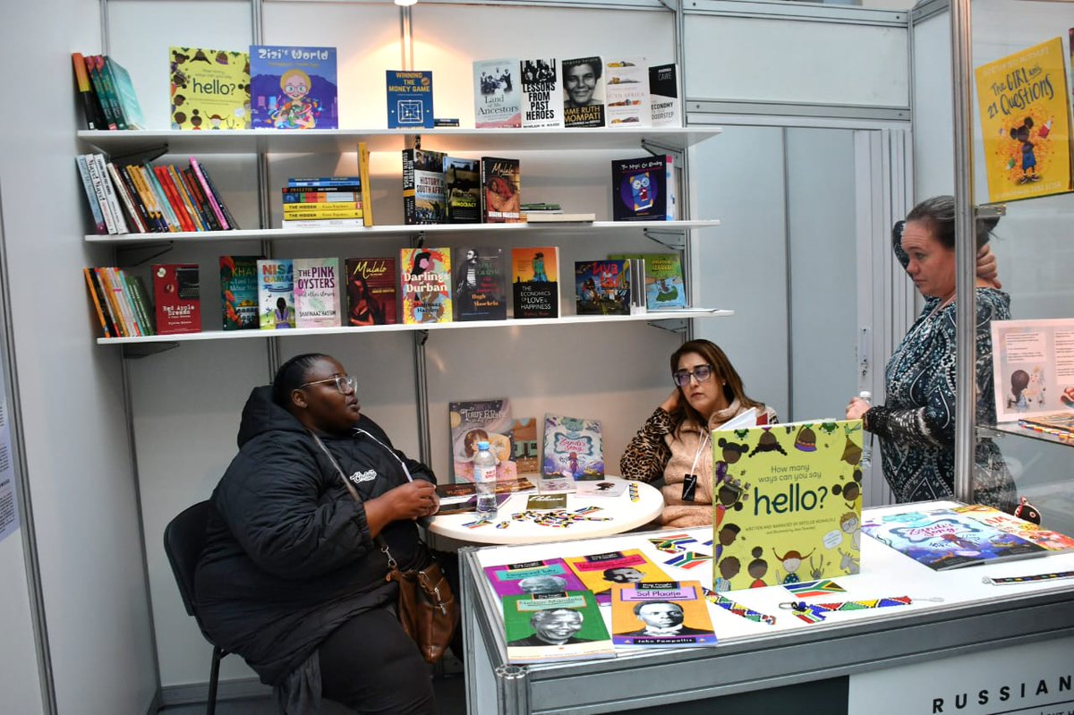 SportArtsCultur's tweet image. In Pictures: All about South Africa at the Moscow International Book Fair

#MoscowBookFair 
#SAAuthors
#InspiringANationOfWinners