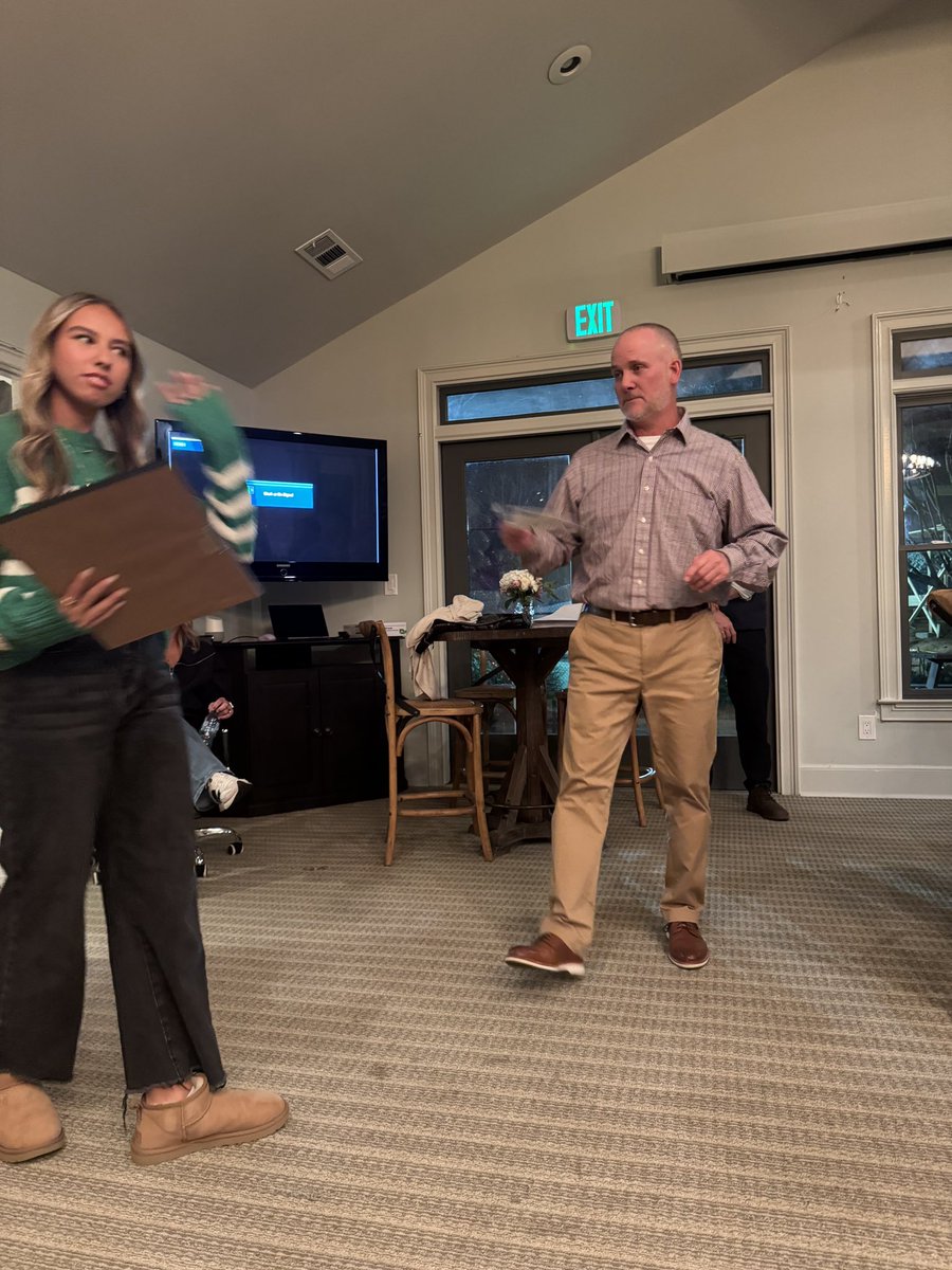 Addison Rodgers tweet media