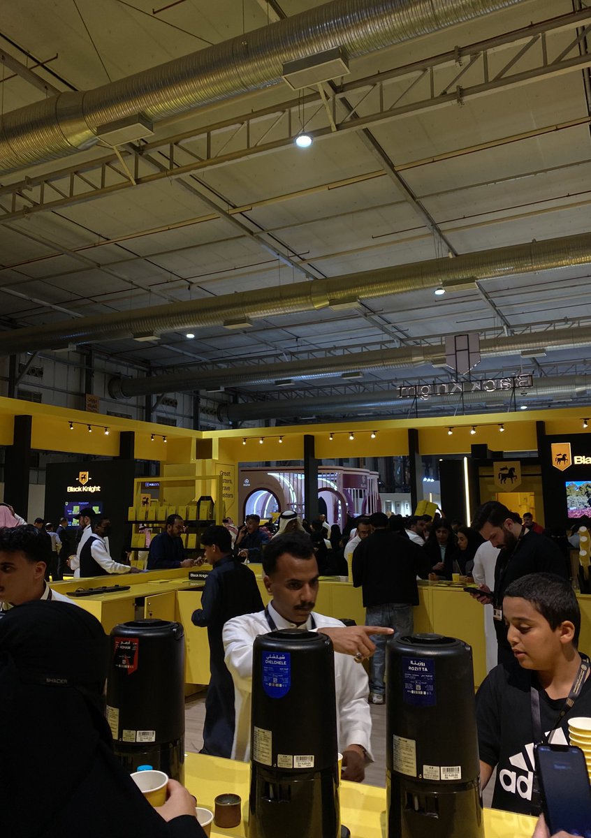 D7ASG's tweet image. عشوائيات معرض القهوة ☕️🤎