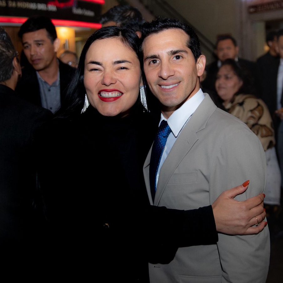 ¡Orgullo sonorense! 👏🏼

Por su legado y trayectoria deportiva, Rebeca Valenzuela fue homenajeada como
"Para Atleta Leyenda" por parte del
Comité Paralímpico Mexicano.

La multimedallista y actual titular del Instituto Sonorense de la Juventud (ISJ) fue reconocida con este