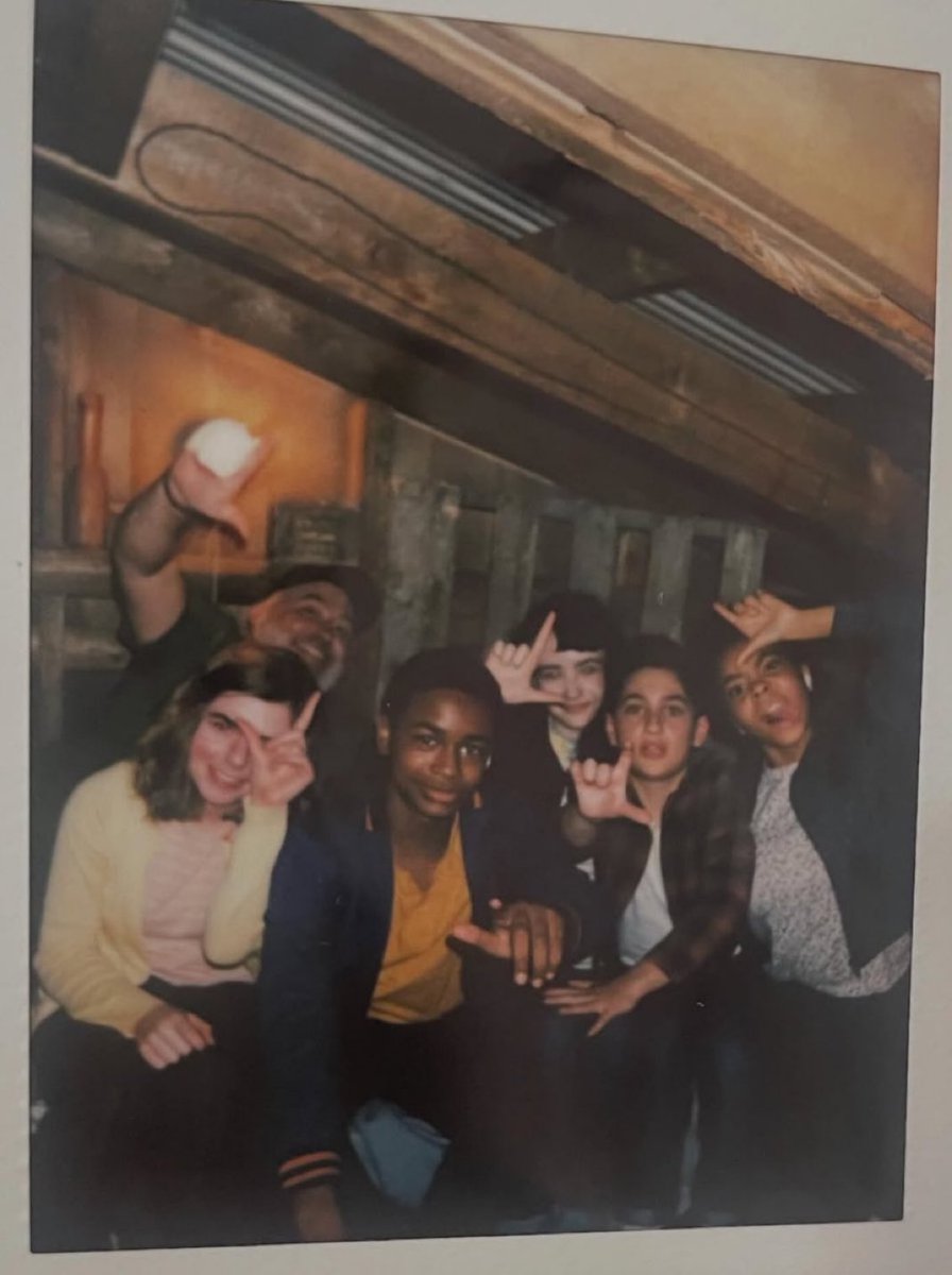 meu deus eles fazendo o L o PT invadiu derry façam alguma coisa