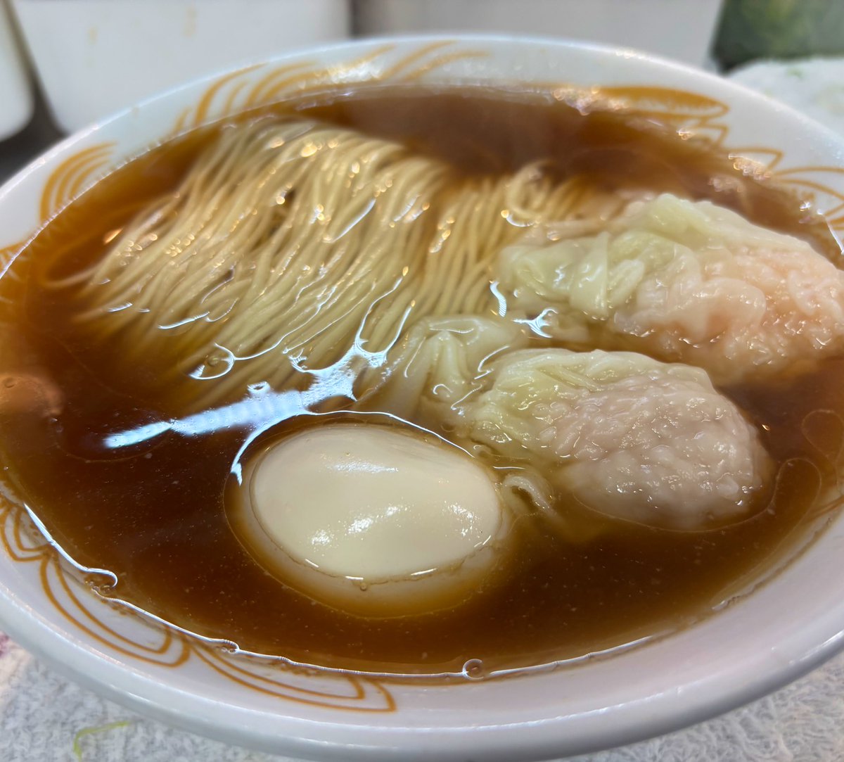 12/5
おはようございます！

結構降りましたが駐車場はバッチリです！

お越しの際はお気をつけて🙇

営業時間
朝6時30分〜9時30分迄

定休日　火曜日