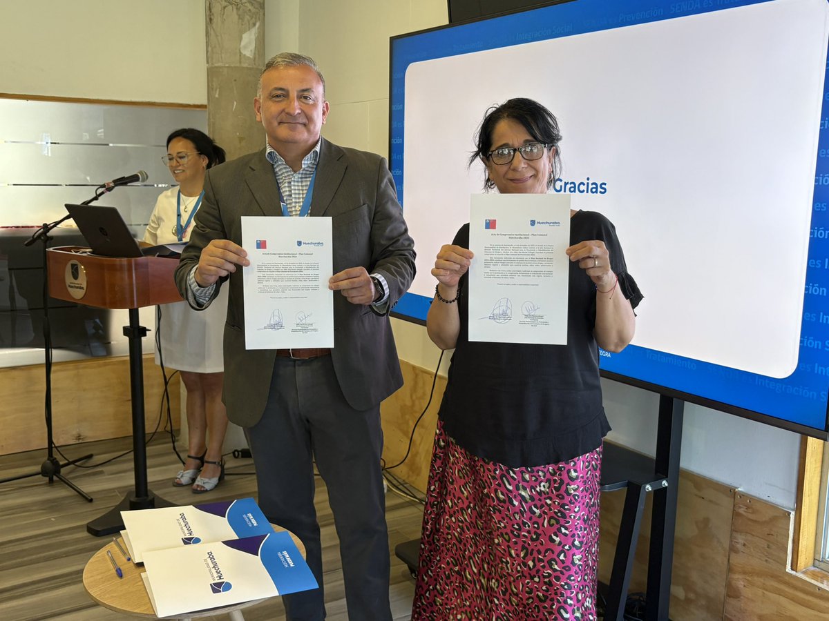 Hoy se presentó el Plan de Gestión Comunal elaborado por el equipo SENDA Previene Huechuraba. Instancia fue acompañada por nivel central de SENDA 💪🏽
#SENDAesPrevención✨