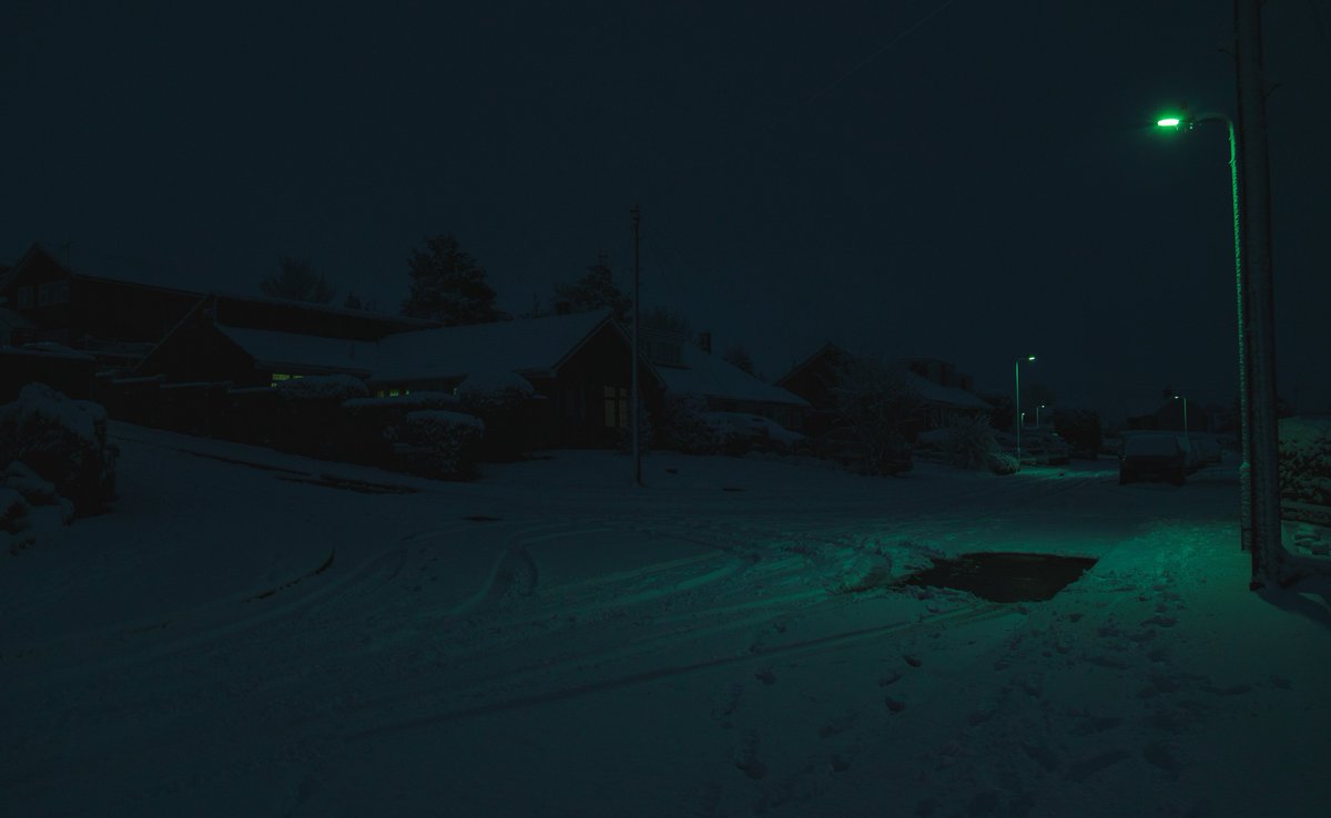 zosphotos's tweet image. Dark snowy mornings