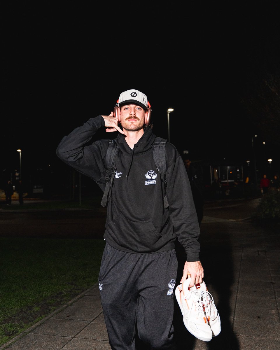 Cheshire Phoenix tweet media