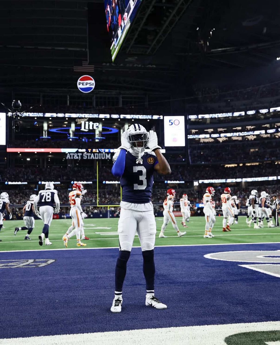 DCoverage25's tweet photo. This man is going to have a 2023 Ceedee vs Lions type game today https://t.co/ZWQ12NxXtw