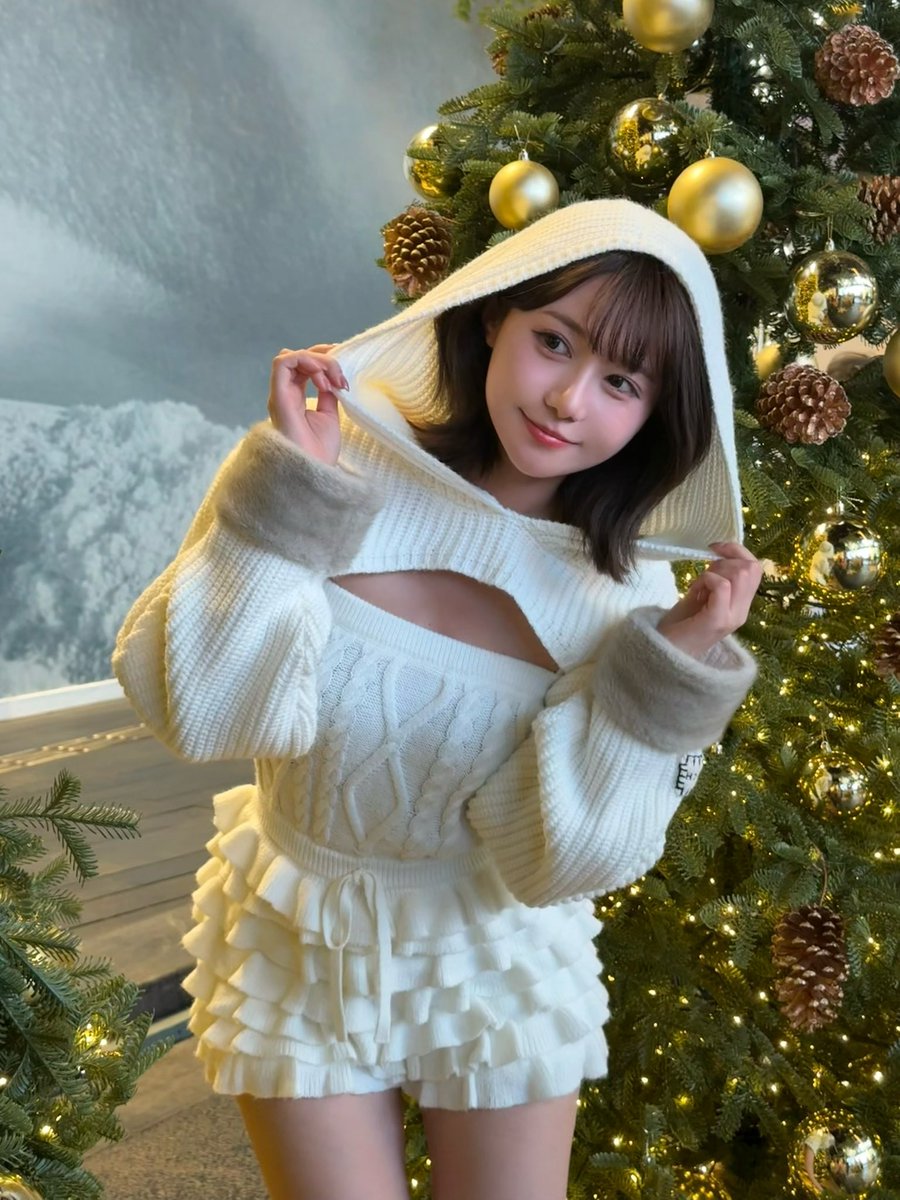 Enxixi3's tweet photo. 🎄 https://t.co/tXUFCqfJQJ