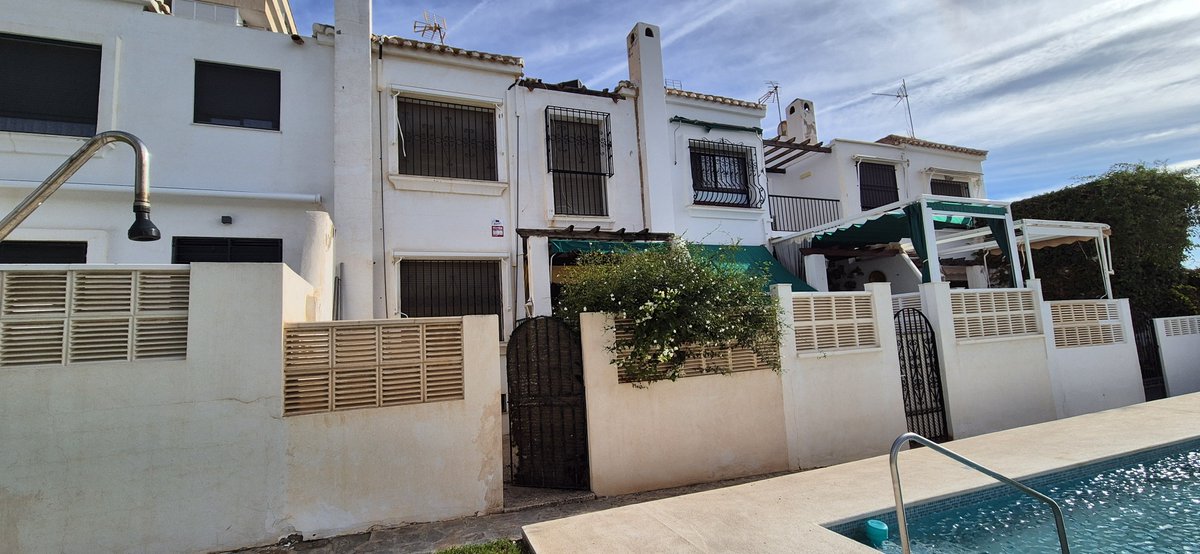 ExpInmobiliario's tweet photo. SE VENDE UN ENCANTADOR DÚPLEX EN UNA UBICACIÓN INMEJORABLE EN AGUADULCE MUY CERCA DEL PUERTO DEPORTIVO Y A 50 METROS DE LA PLAYA. DU10315.

¿Quieres verlo? ¡Llámanos ya y pide tu cita!

☎ (+34) 685 88 20 30
📧 info@expertoinmobiliario.com
Más Info: https://t.co/r0Qd2SNRnA https://t.co/FKPe4aeKVS