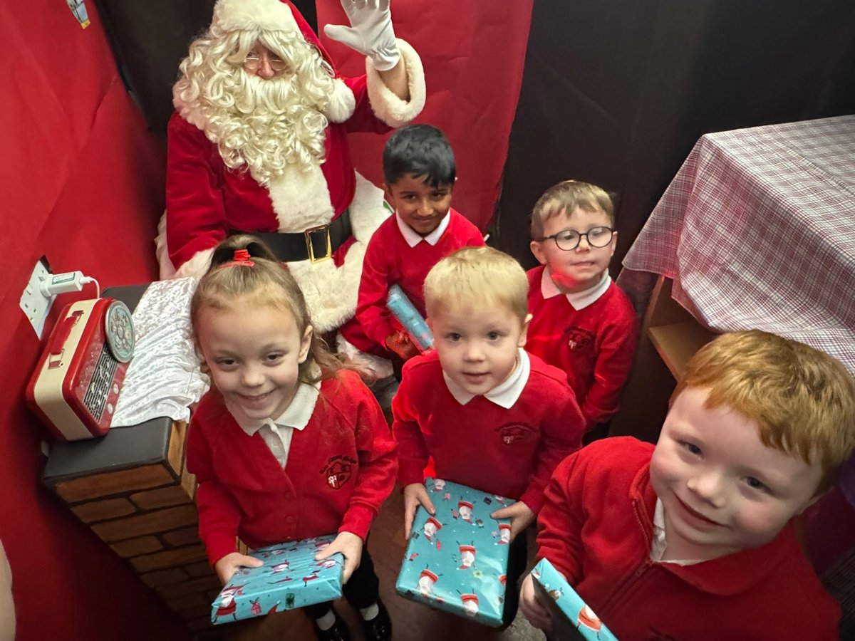 Reception really enjoyed the Christmas Bazaar this morning! They were then treated to a stop at Santas grotto to get a present from the man himself 🎅🏼 
#ItsTheMostWonderfulTimeOfTheYear
