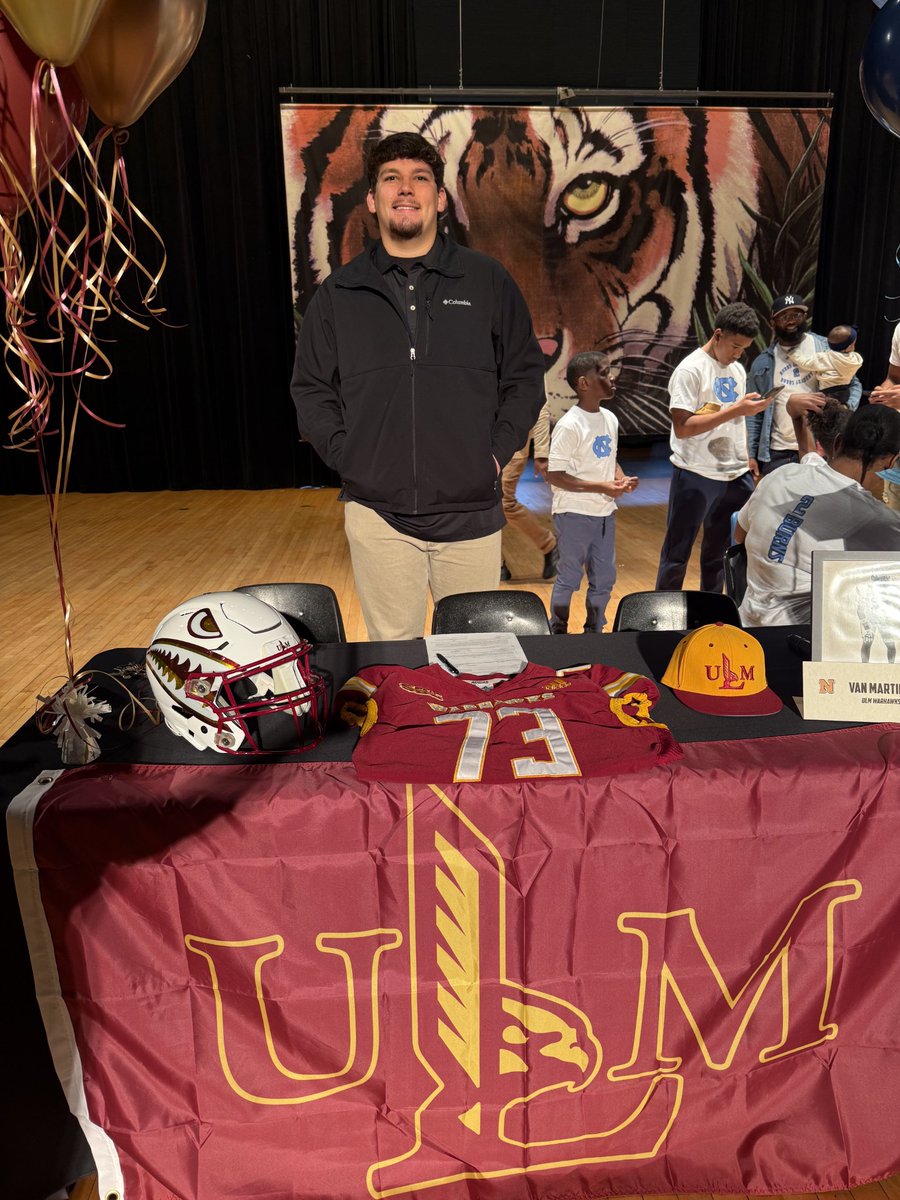 rtskingdomtrain's tweet image. Congratulations to two of our athletes we have worked with for signing Division 1 scholarships yesterday @vanmartinez_73 @GrahamHarris55 . Proud of you guys.