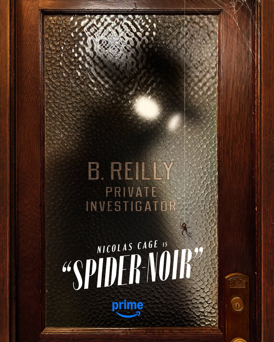 La ciudad necesita un héroe... ojalá lo encuentren 🕷️. «Spider-Noir», una nueva serie de acción real protagonizada por Nicolas Cage, 🕸️ llega en 2026 tanto en blanco y negro como en color 🖤

#EpicNews #PrimeVideo