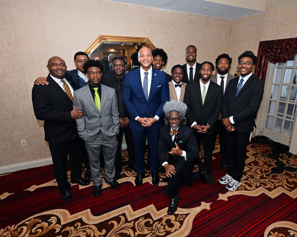 GovWesMoore's tweet image. Happy 119th Founders Day to all my brothers of Alpha Phi Alpha!

First of All, Servants of All, We Shall Transcend All 🤙🏾