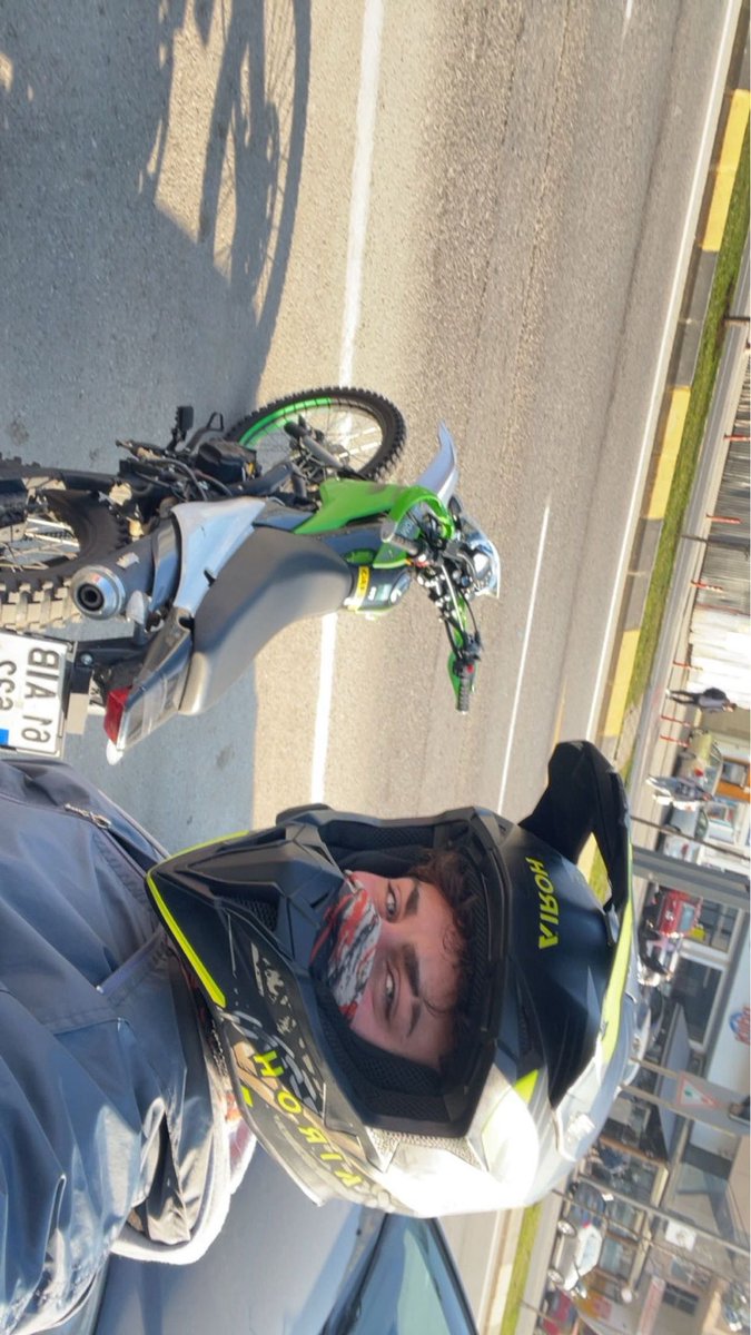 Vallahi çok özlüyorum lütfen geri dön