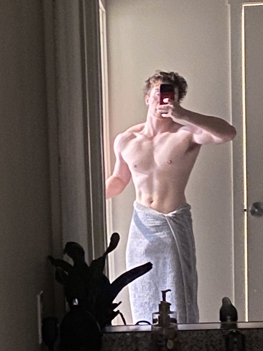 Sky5niper tweet media