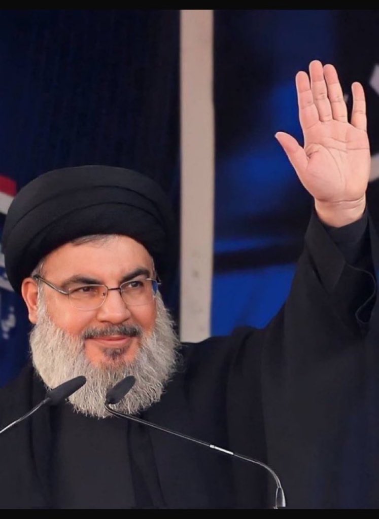 كُنتَ وستبقى أعظم رجل مرّ في تاريخ لبنان والعالم كلّه💛