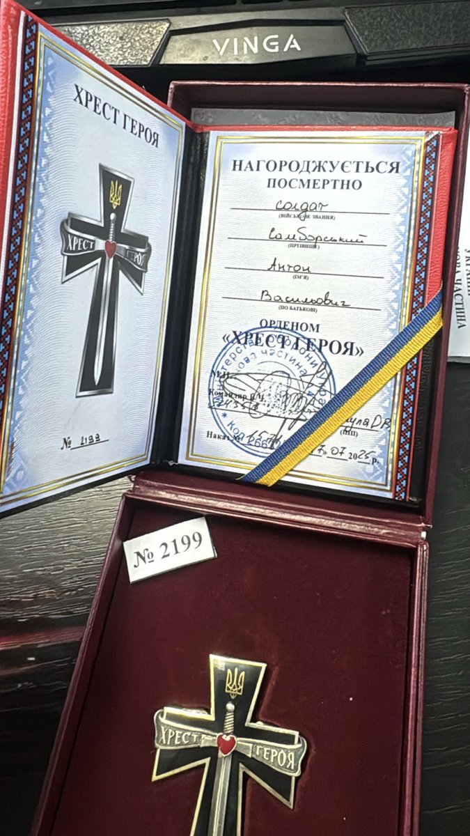 RabbiUkraine's tweet image. My son Moti (Anton), who died defending Ukraine, was posthumously awarded the Order of Hero! 

A representative of his 46th Brigade, who was posthumously awarded the previous Order of Courage, said that Moti truly sacrificed himself, remaining alone with the enemy at his position…