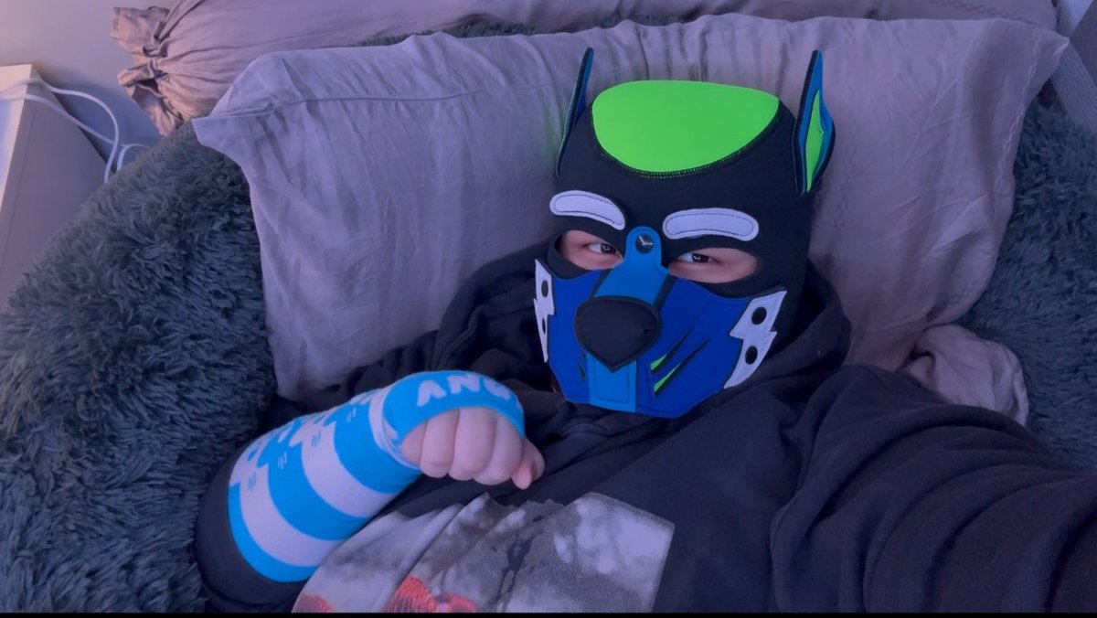 bluoverload tweet media