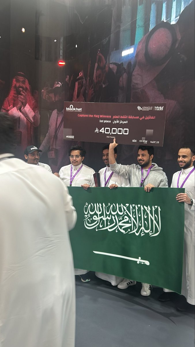 Rsd_q's tweet photo. تجربه رهيبه نلتقي السنه الجايه ان شاء الله 🙏

#بلاك_هات25 
#BlackHatMEA https://t.co/OxeEKfj5ft