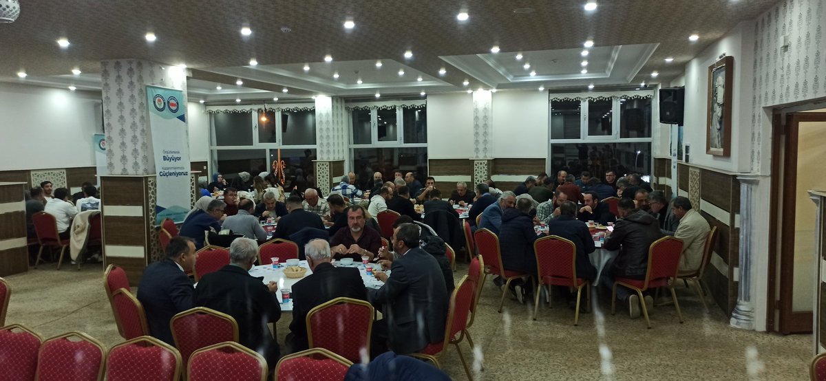 İl Başkanımız Sayın Nazif Karlıer, Yönetim Kurulu Üyelerimiz ve Beyşehir okul/kurum temsilcilerimizin katılımıyla verimli bir istişare toplantısı gerçekleştirdik.  Katılan tüm temsilcilerimize teşekkürler.