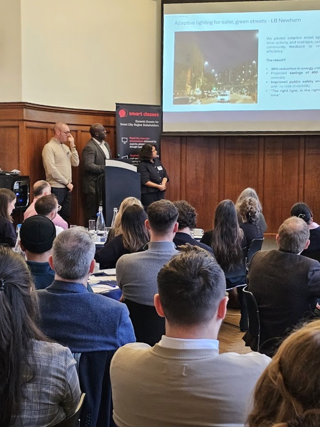 SmartClassesUK's tweet image. Huge thanks to everyone who joined us in London today for PUBLIC REALM &amp;amp; URBAN SPACES Smart Class 2025 and a special shout-out to our inspirational keynotes and innovation sponsors @TheCrownEstate @CityWestminster @CPCatapult @innovateuk @ProjectCentreUK @TfL @WalkWheelCycleT