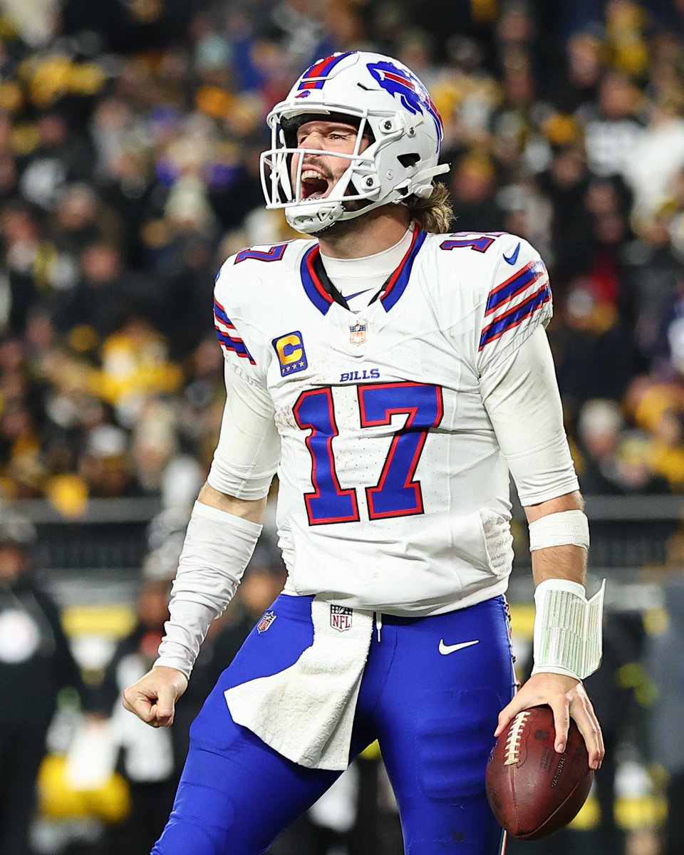 Making history &amp; breaking records is just what <a href="/JoshAllenQB/">Josh Allen</a> does 🤠🦬