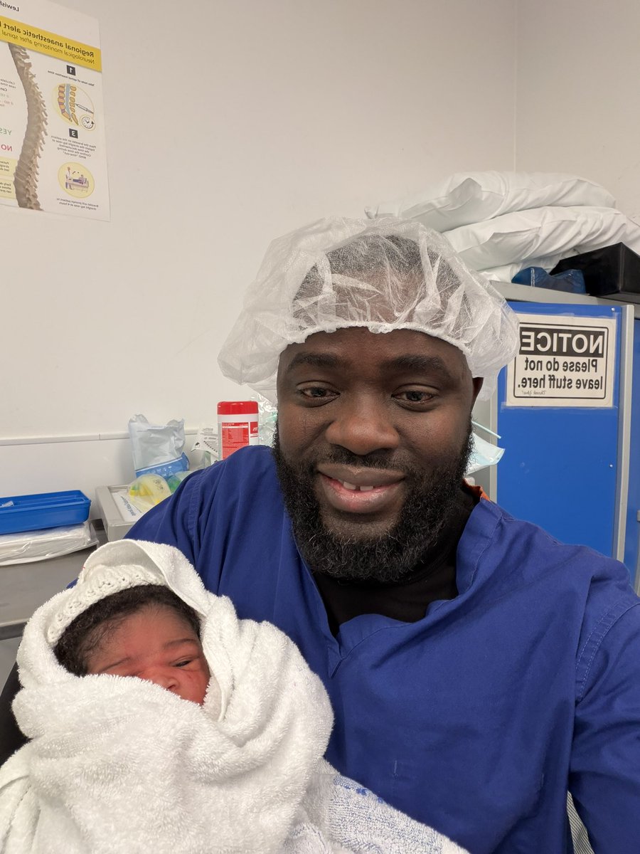 HiSegunAjayi's tweet photo. 1/3 IREWANDE IS HERE ✌️

The last time I mentioned Irewande here, it was still a follow up on how fascinating and sweet I found the name. 
When real events will play out, the news of the conception of Irewande came with a call up for a job I had earlier been rejected. https://t.co/646HxhyWio