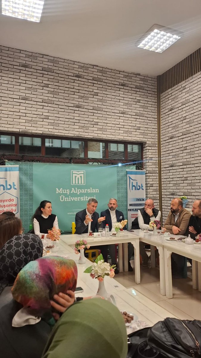 Fikir Sizden Çay Bizden programımızın bu haftaki konuğu İl Milli Eğitim Müdürümüz Abdulkadir Altay hocamıza ve tüm katılımcılarımıza çok teşekkür ederiz...
<a href="/akadiraltay47/">Abdulkadir ALTAY</a>