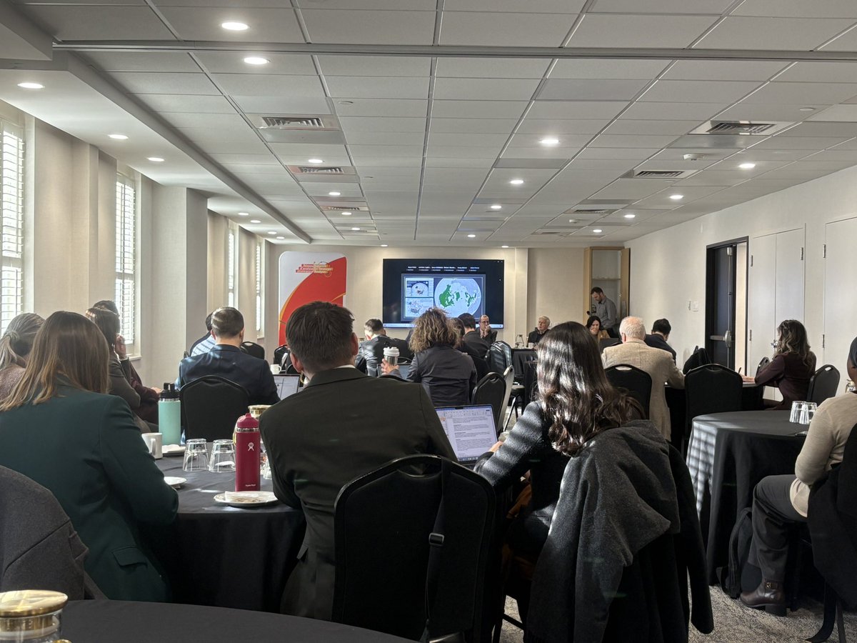 Mike G. Fejes 🇨🇦 tweet media