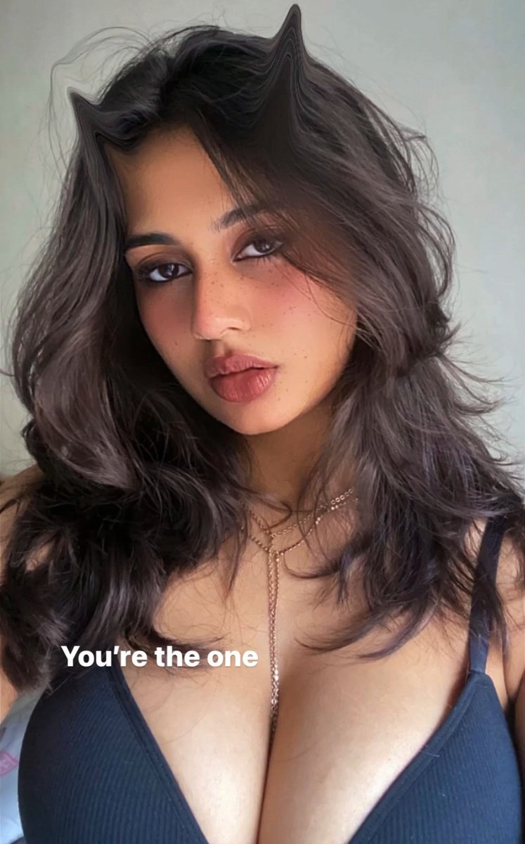 G7WNBqibwAAUo85?format=jpg&name=medium