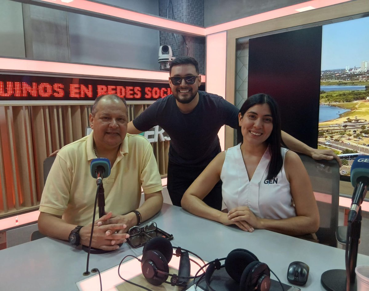 AL AIRE‼️

El tiempo no para, las informaciones tampoco en #CuentaFinalRadio😎⏱️

Conducen⤵️

<a href="/EricoGonzalez/">EricoGonzalez</a>

<a href="/angelicagesama/">Angélica Lorena Giménez</a>

<a href="/EduAguilera_/">Eduardo Aguilera</a> 

⌚️#CuentaFinalRadio
📻#Universo970AM