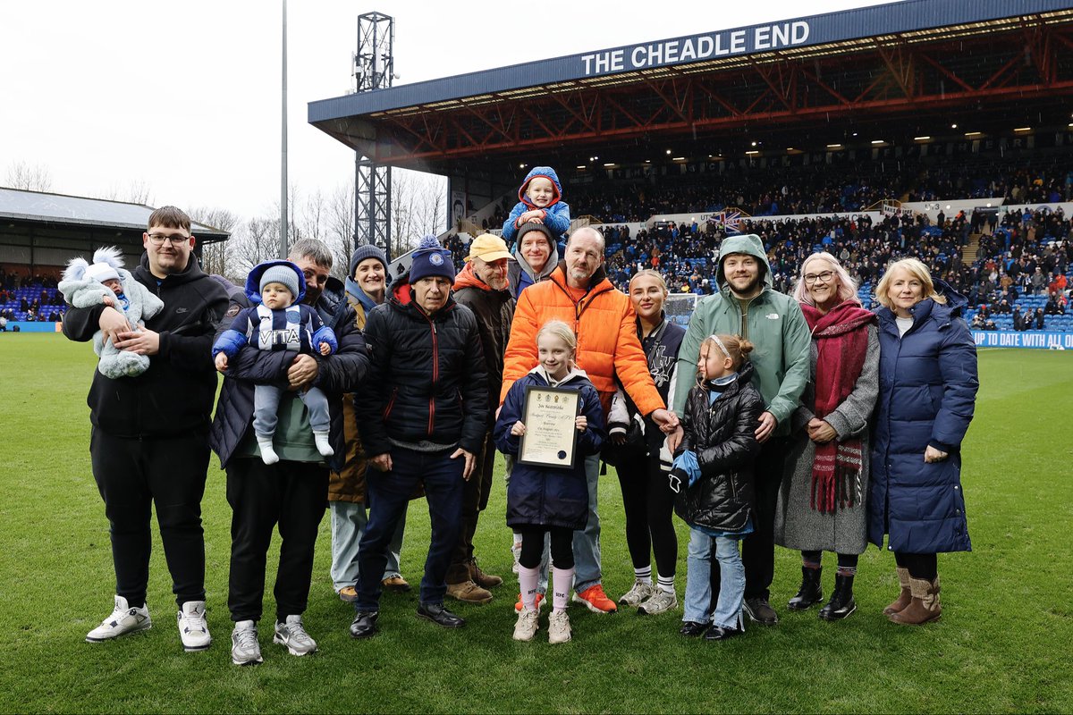 The family of Joe Kearslake (SCAN 252) were presented with his certificate at Edgeley Park. 29/11/25. #StockportCounty