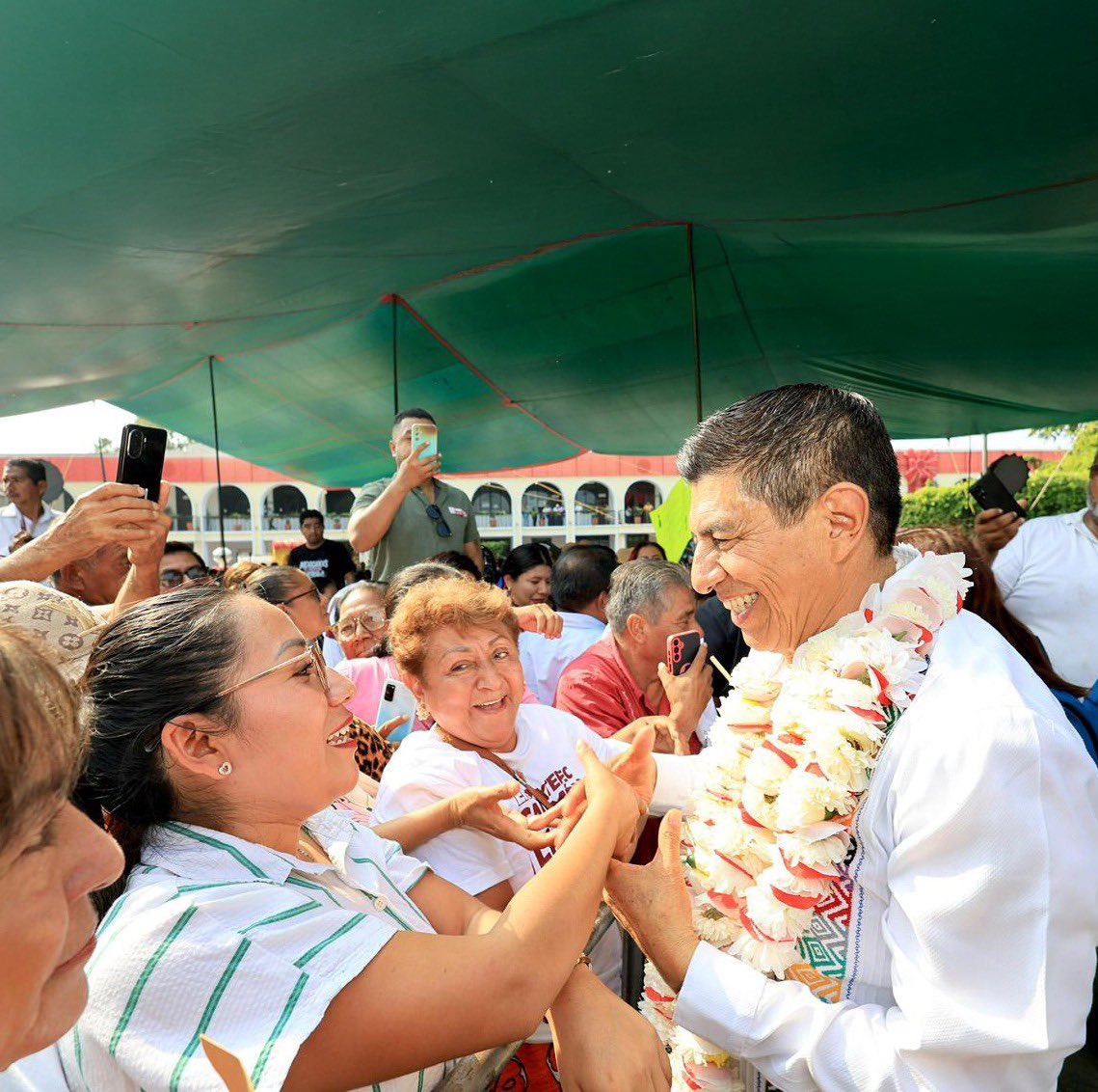 Salomón Jara Cruz tweet media