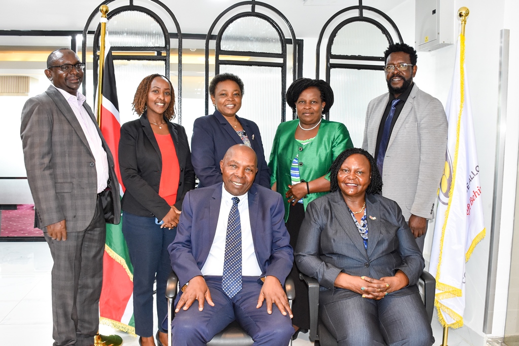 CRAKenya's tweet image. The meeting with IGTRC today discussed the ongoing unbundling of devolved functions, which will inform CRA’s recommendations to Parliament on revenue sharing. 2/2
#Devolution