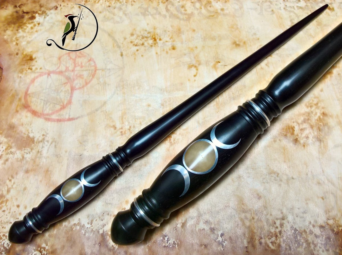 WOOD MAGIC WAND #EBONY #HORN BacchettemagicheMB.etsy.com #wicca #wiccan #witch #strega #witchcraft #magic #magicwand #wizard #cosplay #baguettemagique #zauberstab #varitamagica #bacchettamagica #woodworking #wand #wands #wand #witchery #spell #magicwands #darkart #HarryPotter
