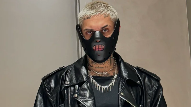 trapcit0u's tweet photo. 🚨MC LAN confirma data de V3NOM para 12 de Dezembro de 2025, misturando TRAP e ROCK:

-System of a Down
-KoRn
-Bladee
-Criolo 
Esses sãos os feats confirmados. https://t.co/u1MHsraa2k