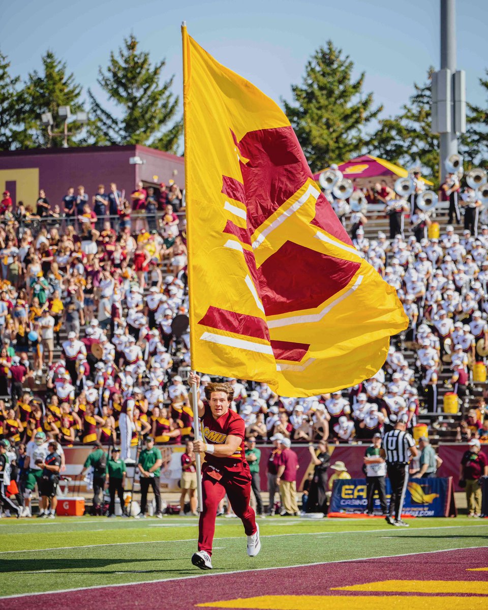 Central Michigan finished yesterday with 31 new signees (most in MAC)

According to 247Sports, 25 are 3-star commits (2nd most in MAC)

• 15 early enrollees (Jan 2026)
• 11 from Michigan
• 7 OL
• 5 DL
• 7 JUCO transfers

Nice first full class by Coach Drinkall and his staff.