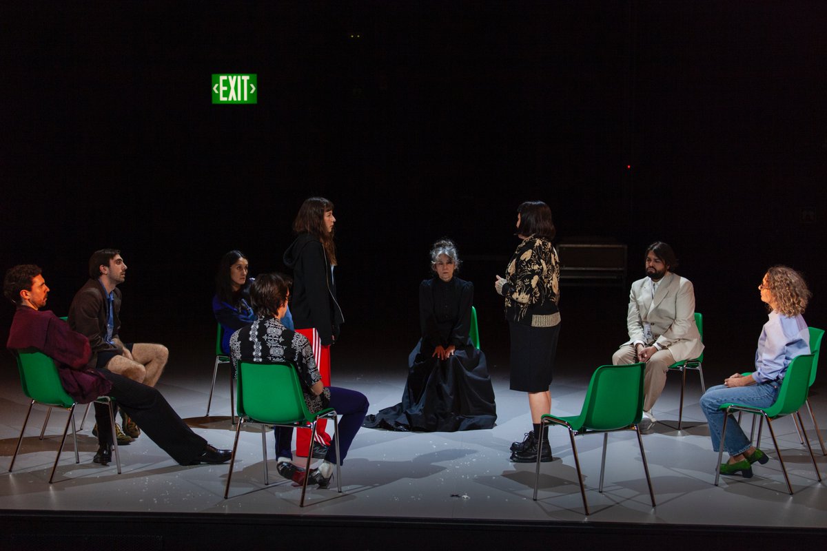 Pastis's tweet image. Memorias de un Tiquis Miquis: Personas, lugares y cosas archivell.es/2025/12/person… @TEATROMADRID @TeatroEspanol