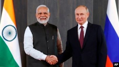 Rappa_Rappa__'s tweet photo. Modiji cooking big ?? 🤯🤯
#IndiaRussia #PutinInIndia #ModiPutin #President_Putin #PalamAirport https://t.co/Uo7qORCdVY