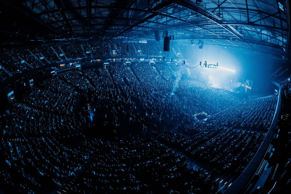 BURY TOMORROW tweet media