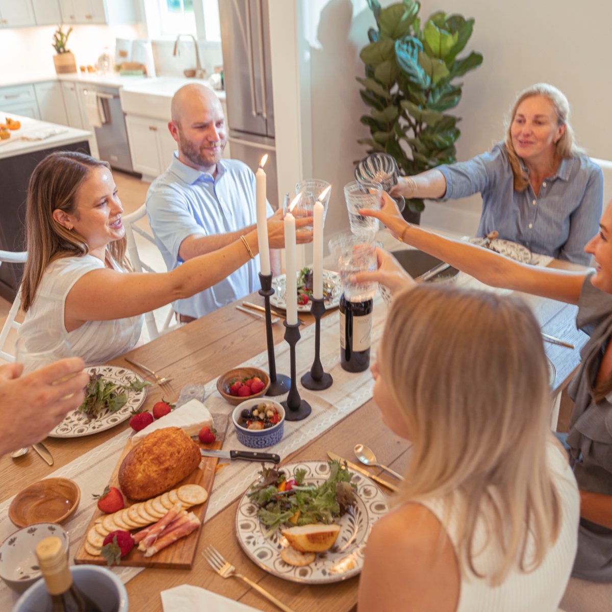 Olde Eight tweet media