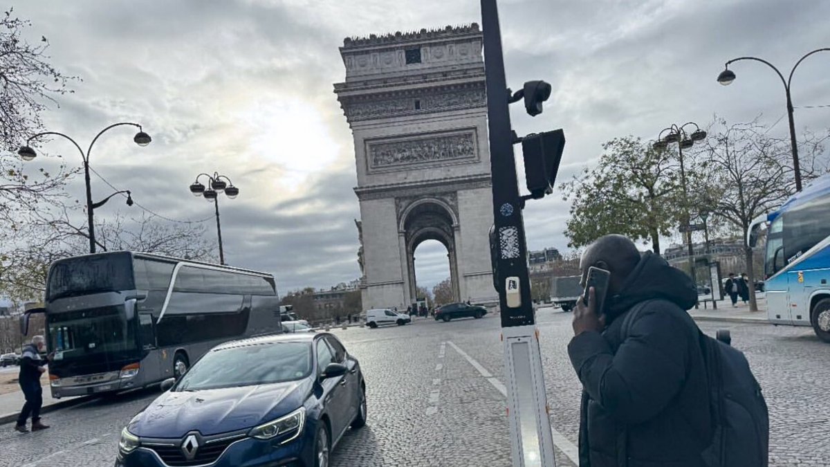 munogramas's tweet image. se trata de acumular recuerdos ☁️