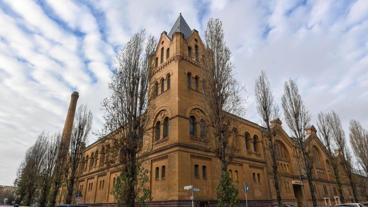 morgenpost's tweet image. Nach Kritik: Senat setzt Mietvertrag für Kulturbrauerei fort morgenpost.de/bezirke/pankow…