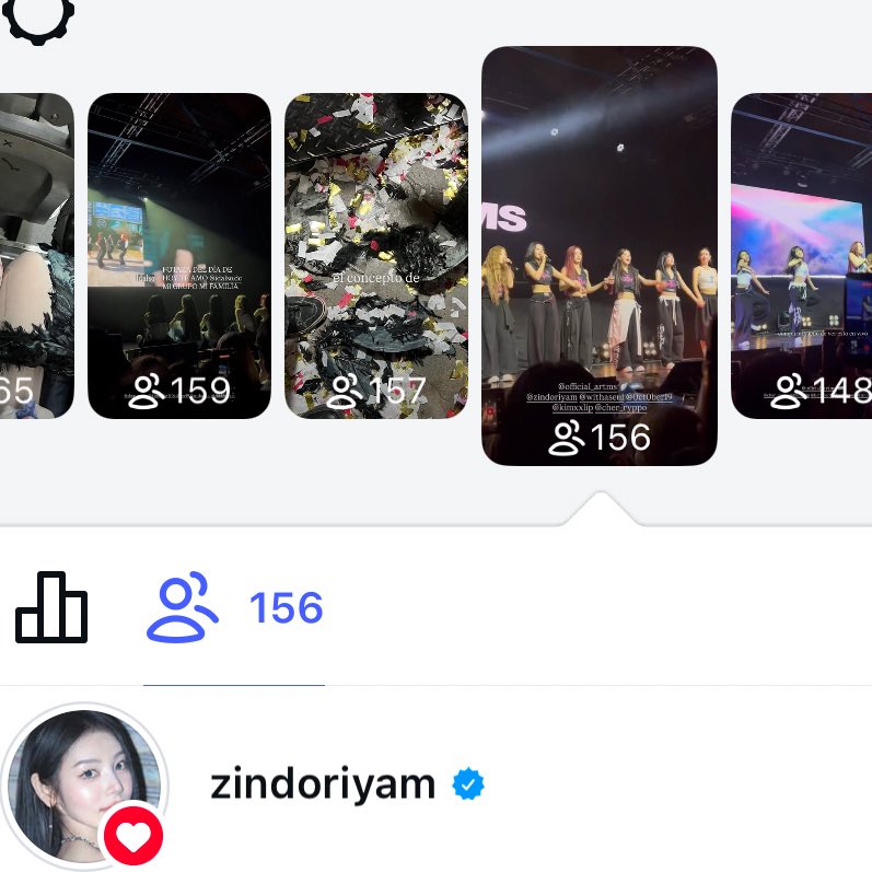braunrenn's tweet photo. y de paso jinsoul me likeo la historia 😙 MOOOOOOOOR https://t.co/CHqtcWaRHR