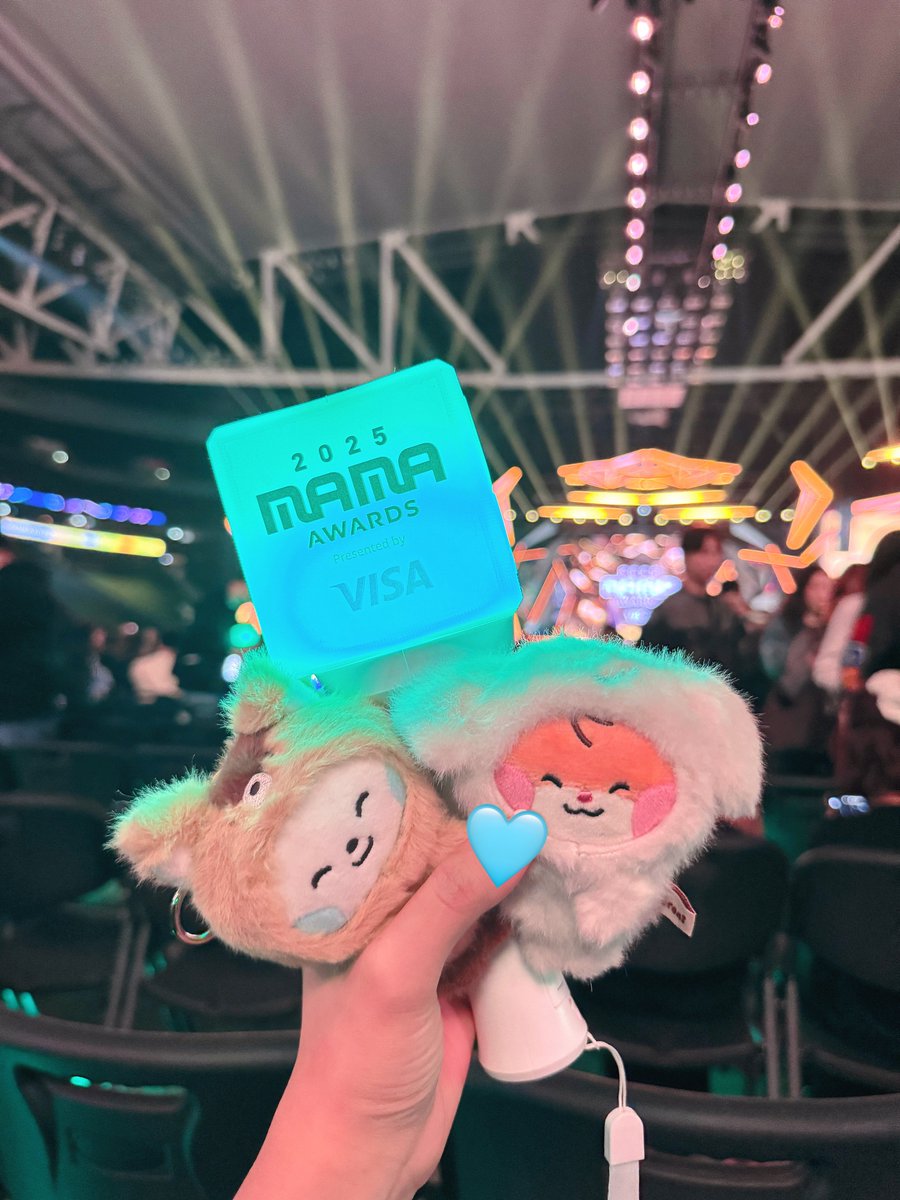 bvinnask's tweet photo. 홍콩 마마🇭🇰🫶🏻 https://t.co/viKH4qX96O