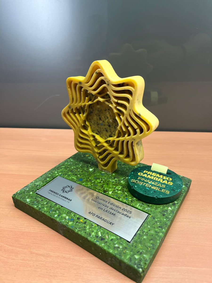 afd_py's tweet image. La AFD fue reconocida en la categoría Iniciativa destacada en LATAM.

@CAMBRASoficial distinguió a Che Róga Porã 2.0 como ejemplo del valor que generan los programas fortalecidos mediante condiciones de financiamiento accesible impulsadas por la AFD.