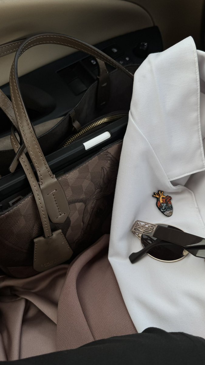 أسِيل tweet media