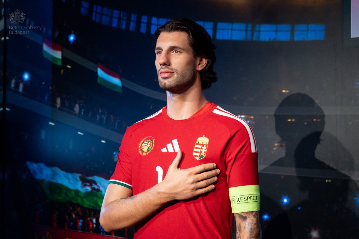 ⚽ A star encounter at Madame Tussauds Budapest! 🇬🇧🇭🇺

Ambassador <a href="/JustinMcKenzieS/">Justin McKenzieSmith</a> checked out the newest figure at the museum – Hungary’s football captain &amp; <a href="/LFC/">Liverpool FC</a> star Dominik Szoboszlai <a href="/_SZD10/">Dominik Szoboszlai</a> in wax form. 👀

One of them stood perfectly still… we’ll let you guess which.