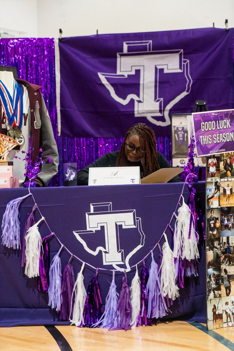 LegacyTitansWBB tweet media