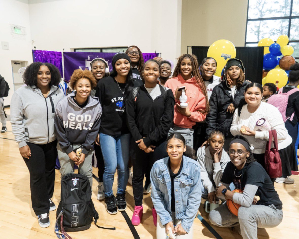 LegacyTitansWBB tweet media