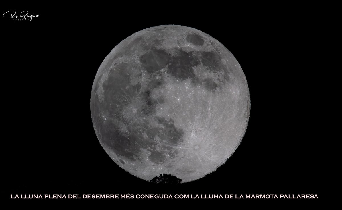 La lluna plena de desembre més coneguda com la lluna de la marmota pallaresa. Alt Pirineu Pallars Sobirà.